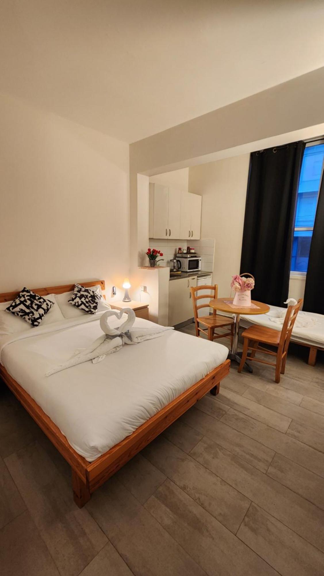 David Hameleh House Aparthotel Netanya Rom bilde